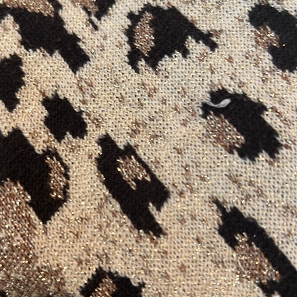 Vintage Lisa Ashley metallic tiger sweater.  Full front zipper.  Size Large. - Picture 6 of 8